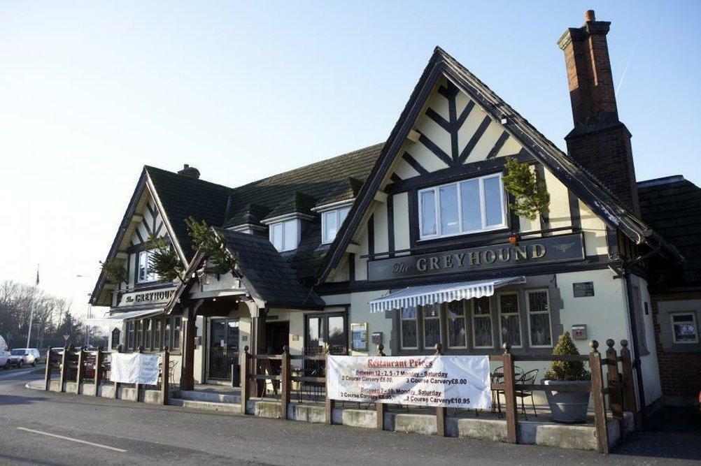 Greyhound Hotel Carshalton Exterior photo
